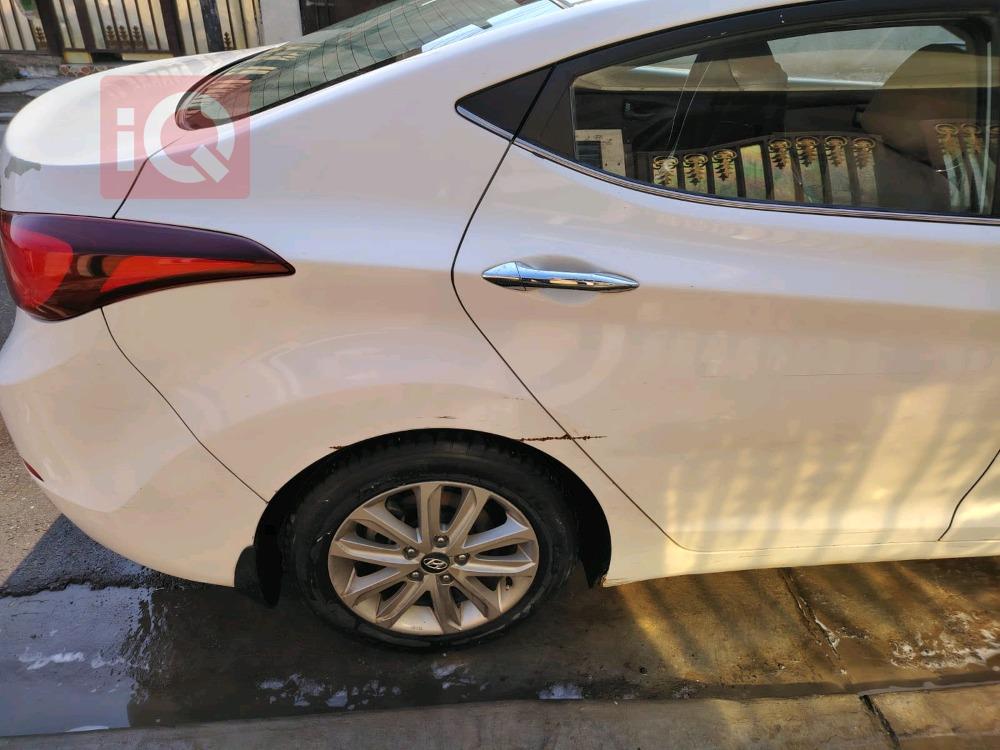 هیوندای ئەلەنترا